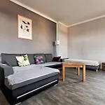 Edelgard Apartment Droyssig