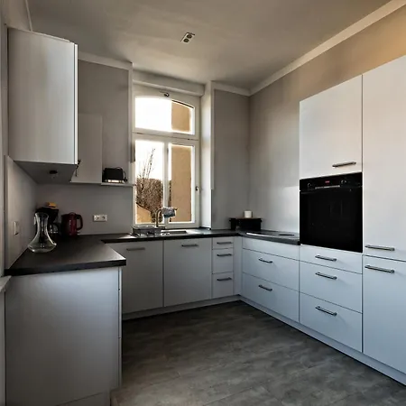 Apartment Edelgard