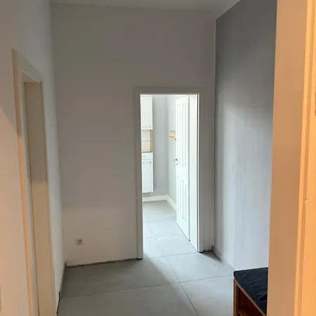 Edelgard Apartment Droyssig
