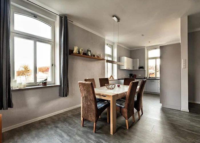 Edelgard Apartment *